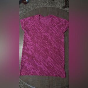 multicolored pink lululemon swiftly tech